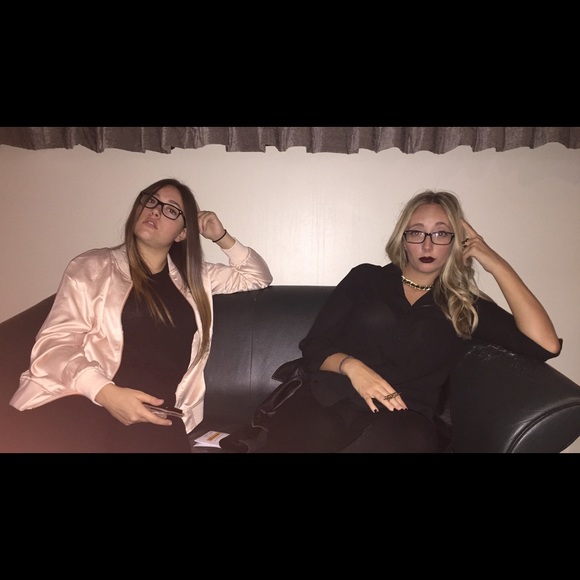 Meet your Posher, Lyana - Picture 5 of 7